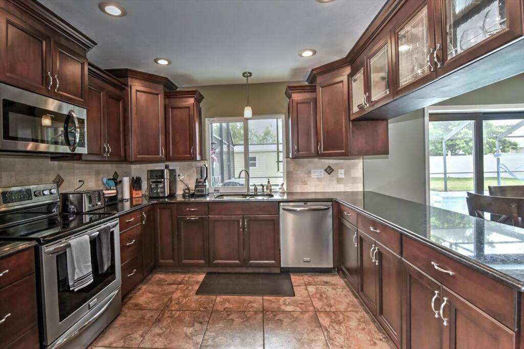 Cape Coral Paradise 4 Bd 12Sleeps, W/Heated Pool ภายนอก รูปภาพ