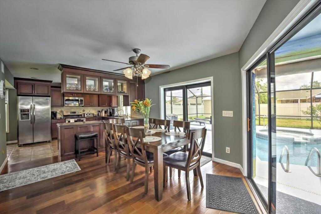 Cape Coral Paradise 4 Bd 12Sleeps, W/Heated Pool ภายนอก รูปภาพ
